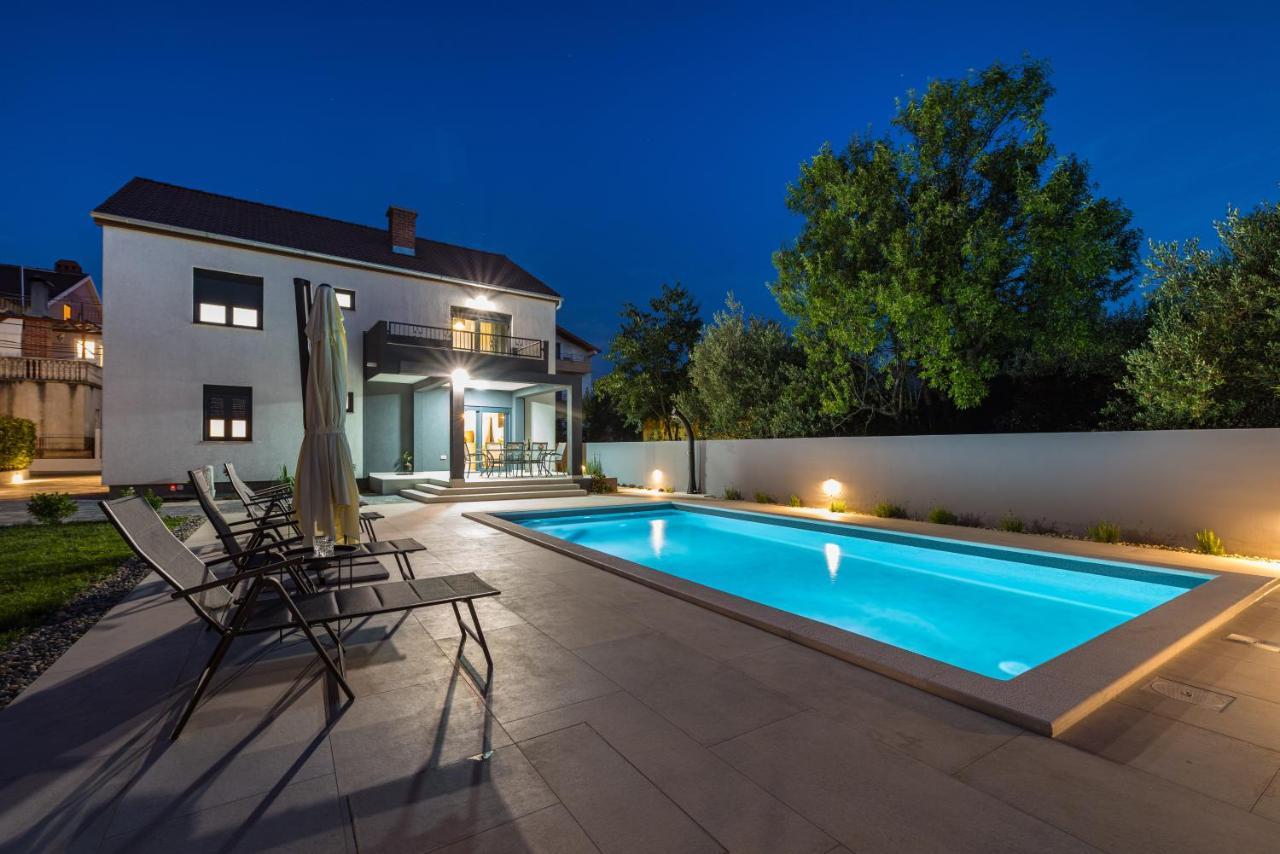 Holiday House Vito ซาดาร์ ภายนอก รูปภาพ